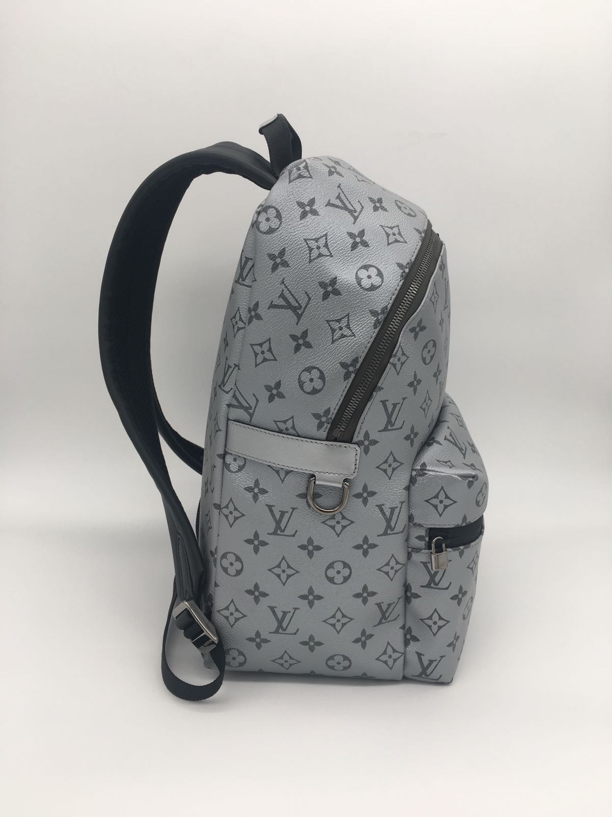Louis Vuitton |Apollo Backpack Silver Metallic | M43845