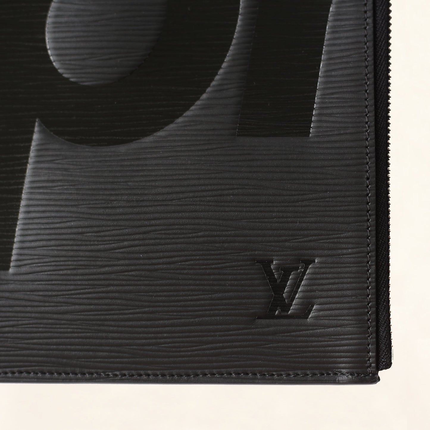 Louis Vuitton | Supreme Black Epi Pochette Jour | GM