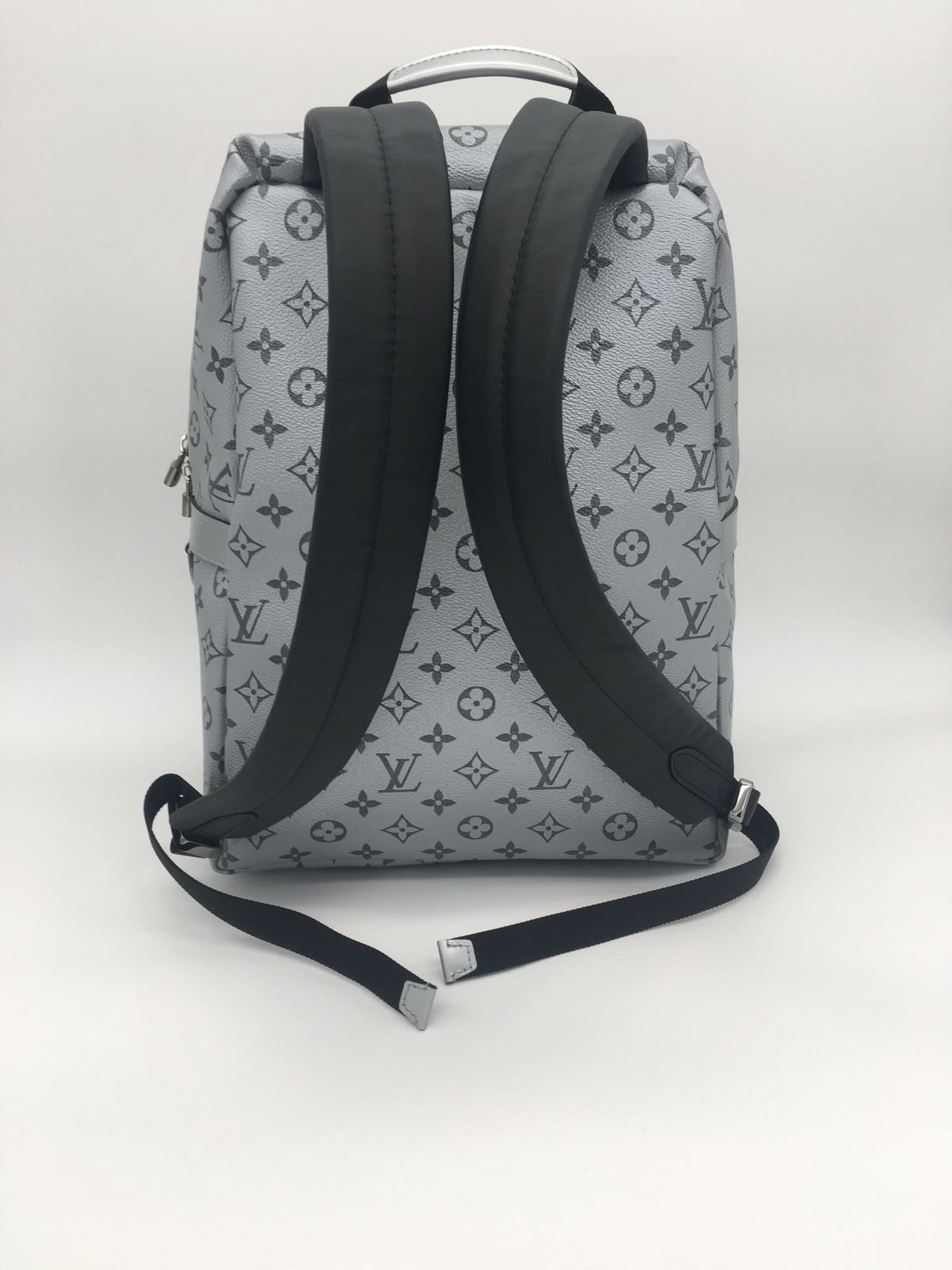 Louis Vuitton |Apollo Backpack Silver Metallic | M43845