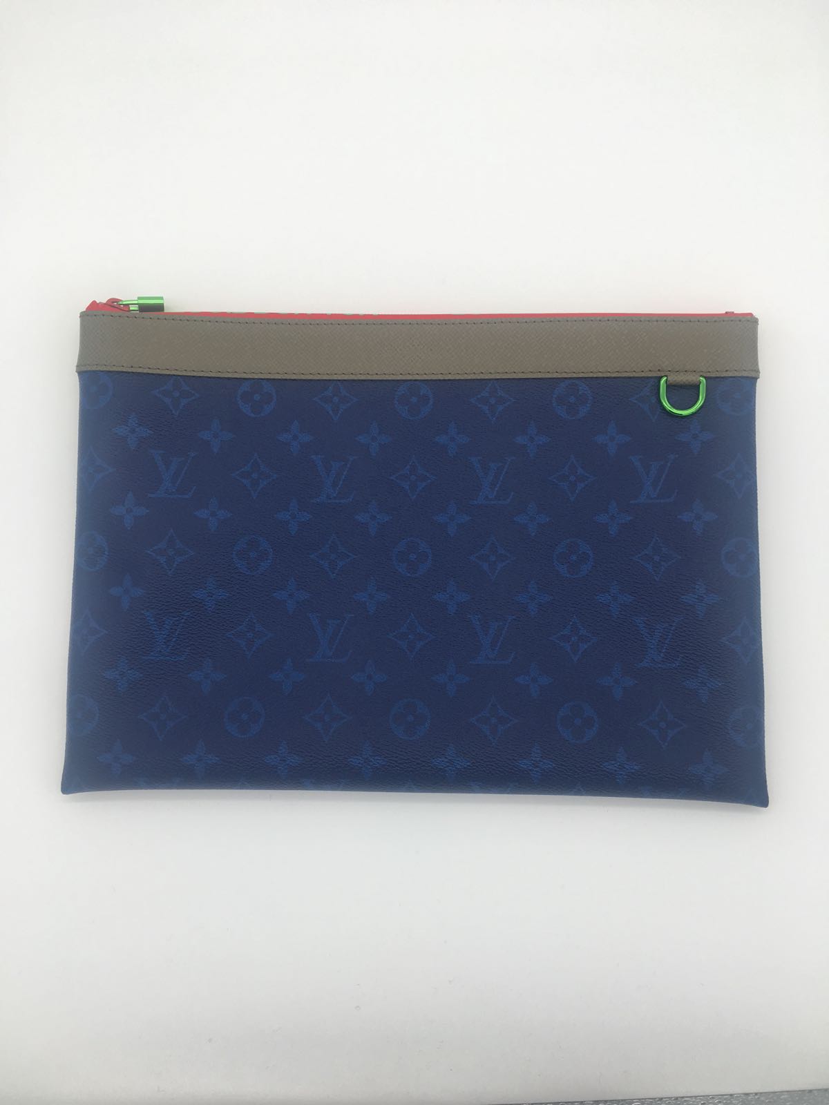 Louis Vuitton | Pacific Pochette Apollo | M63048