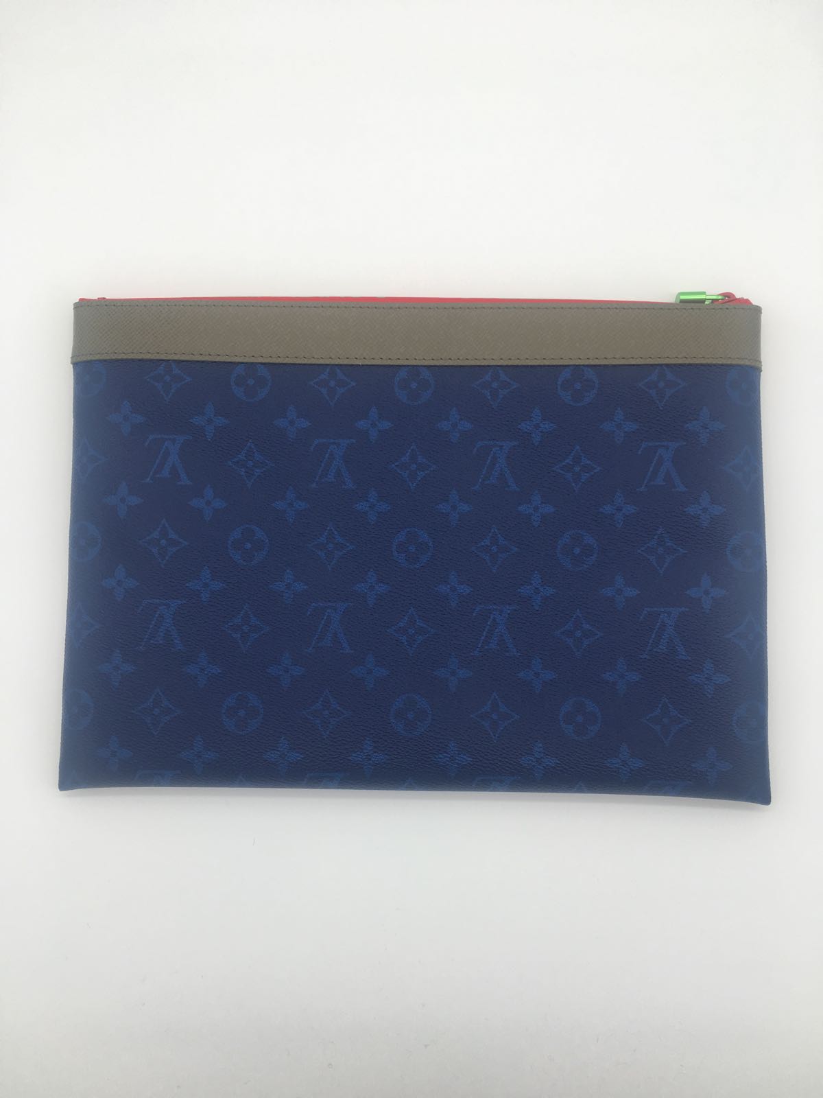Louis Vuitton | Pacific Pochette Apollo | M63048