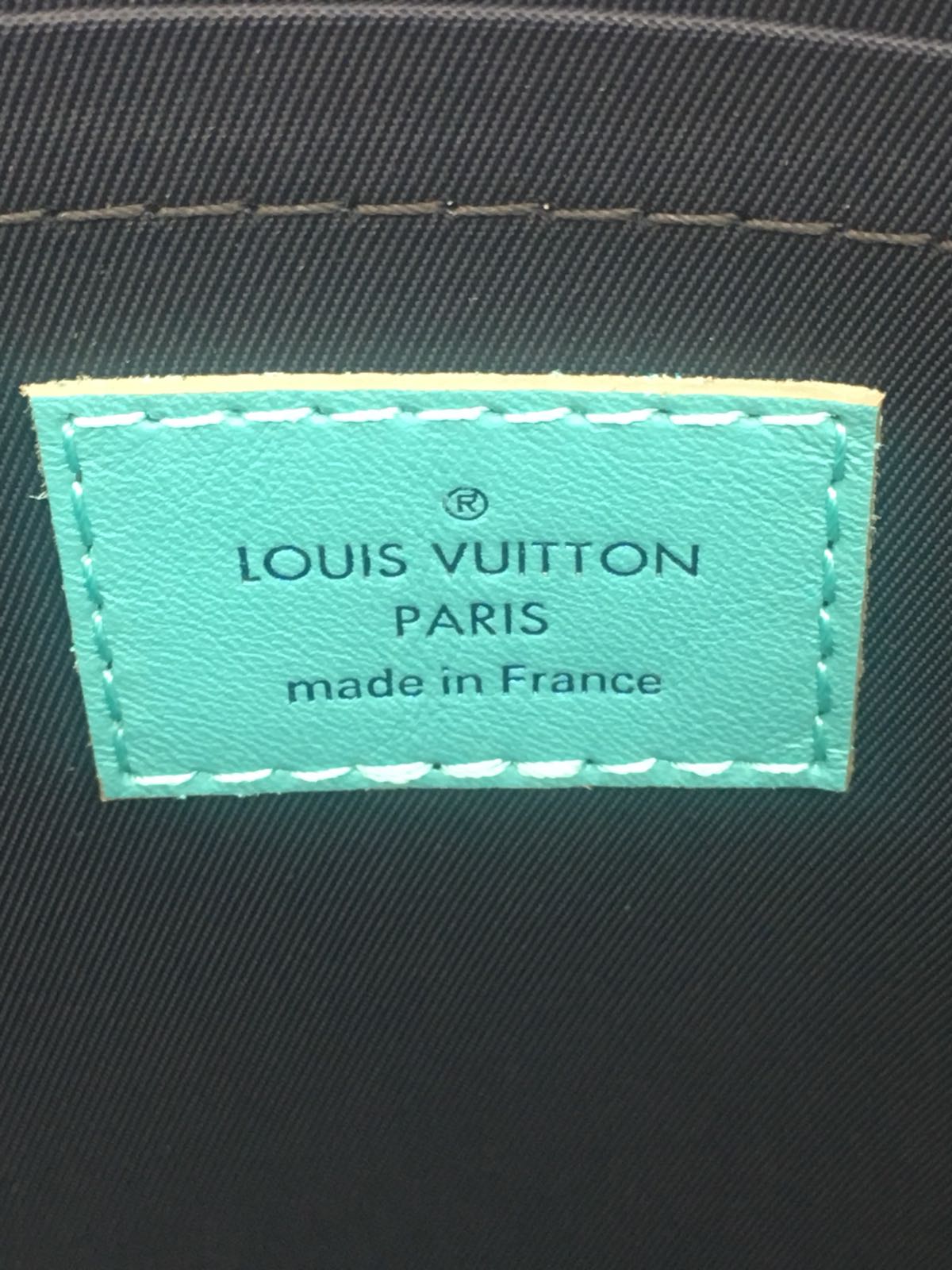 Louis Vuitton | Pacific Pochette Apollo | M63048