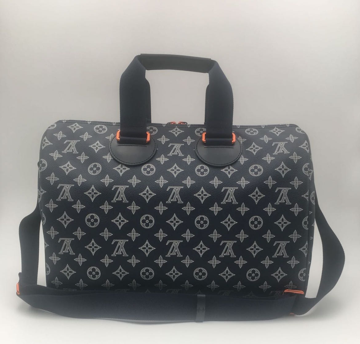 Louis Vuitton | Speedy Bandouliere 40 Monogram Upside Down | M43697