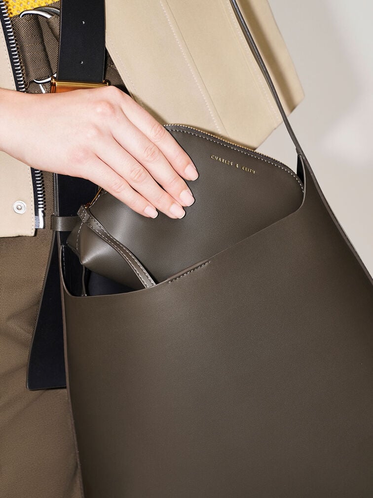 The Modern Minimalist bag